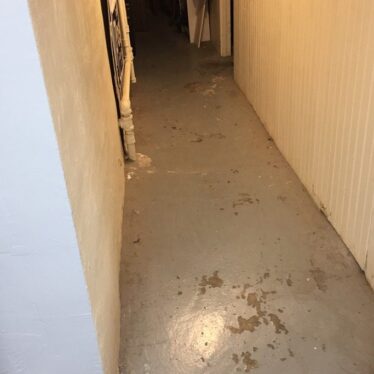 Epoxy Coating with Flakes