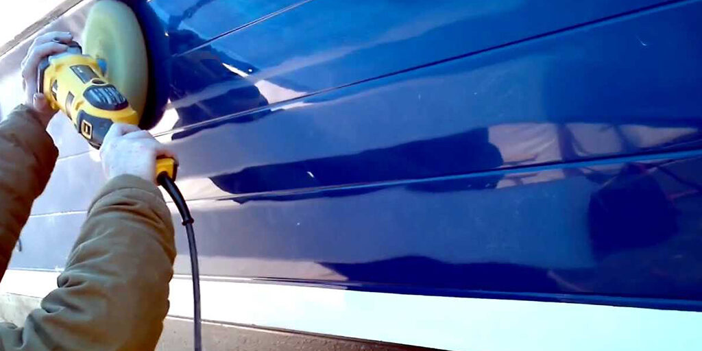 Now Hiring – Boat Detailers Now Hiring - Boat Detailers